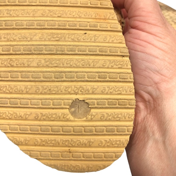 American Eagle Rattan Natural Flip Flops size Large - Picture 6 of 8